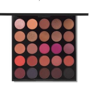 25C MORPHE eyeshadow palette